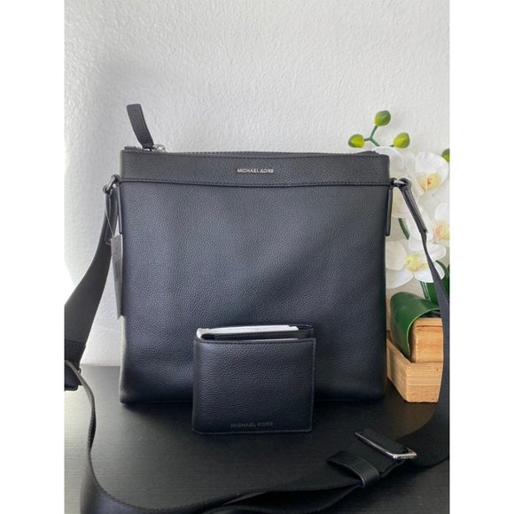 Michael Kors Cooper Crossbody + Wallet - Picture 1 of 9